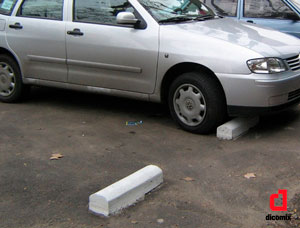 Topes de estacionamiento